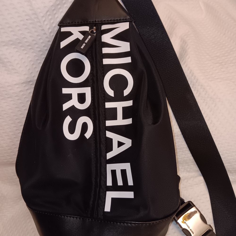 Michael Kors Black and White Crossbody Bag